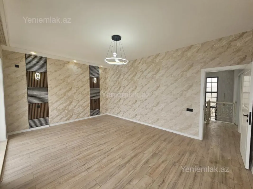 Satılır 5 otaqlı həyət evi 200 m²