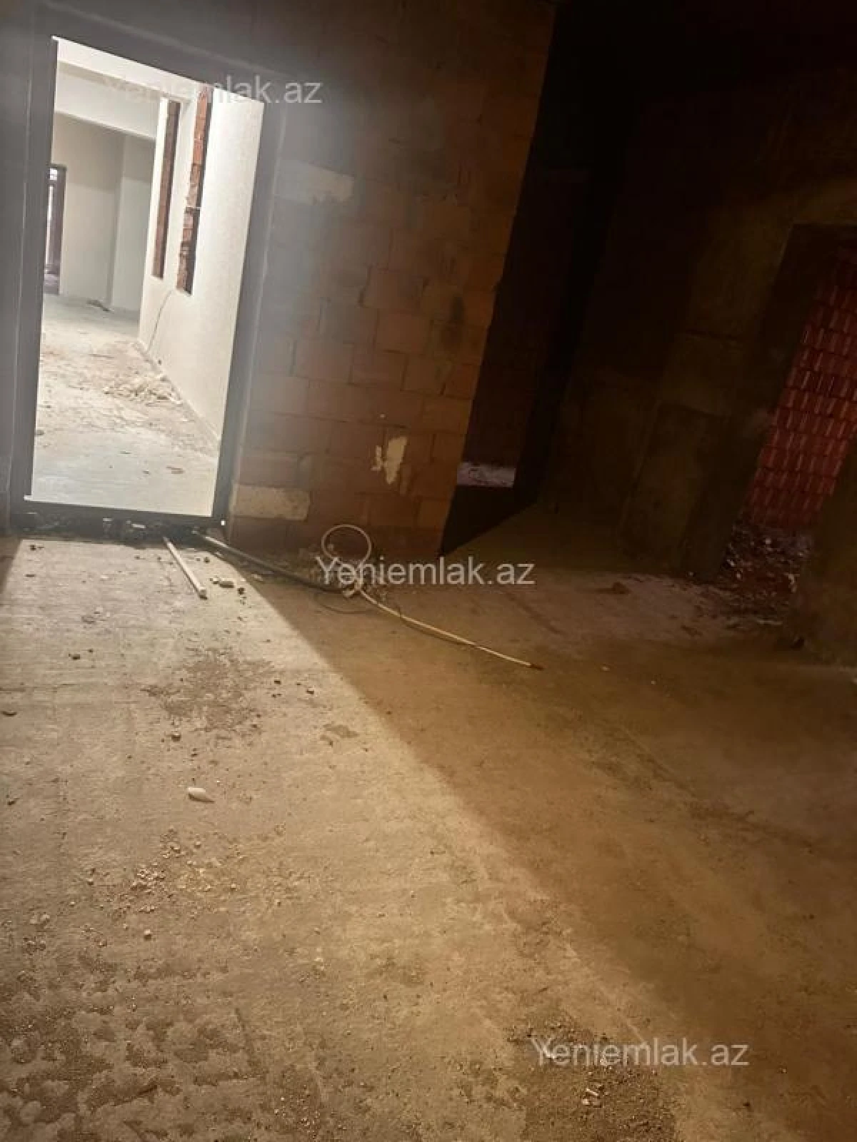 Satılır 3 otaqlı yeni tikili 141 m²
