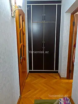 Satılır 2 otaqlı köhnə tikili 70 m²
