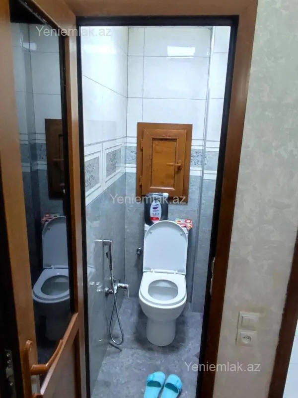 Satılır 2 otaqlı köhnə tikili 70 m²