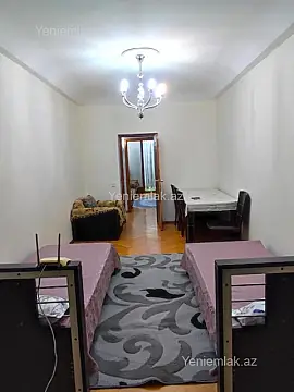 Satılır 2 otaqlı köhnə tikili 70 m²
