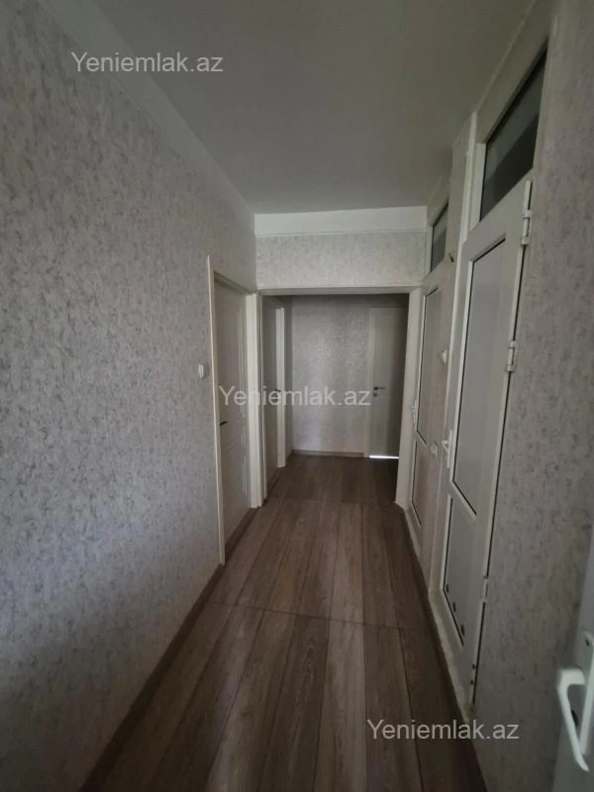 Satılır 3 otaqlı köhnə tikili 70 m²