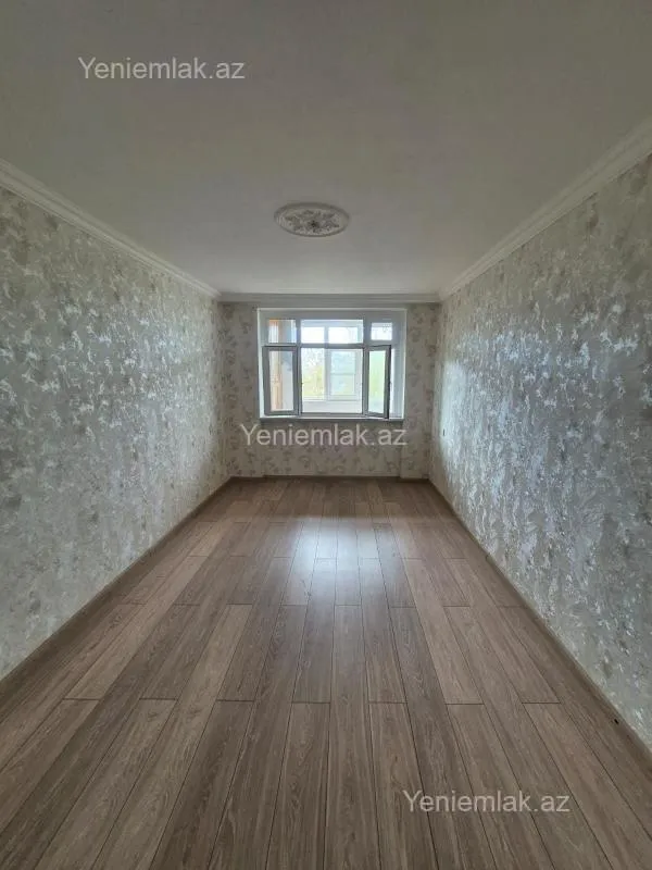 Satılır 3 otaqlı köhnə tikili 70 m²