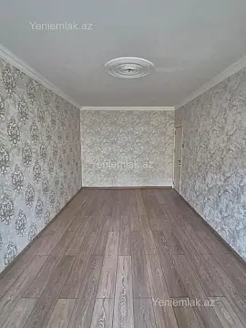 Satılır 3 otaqlı köhnə tikili 70 m²