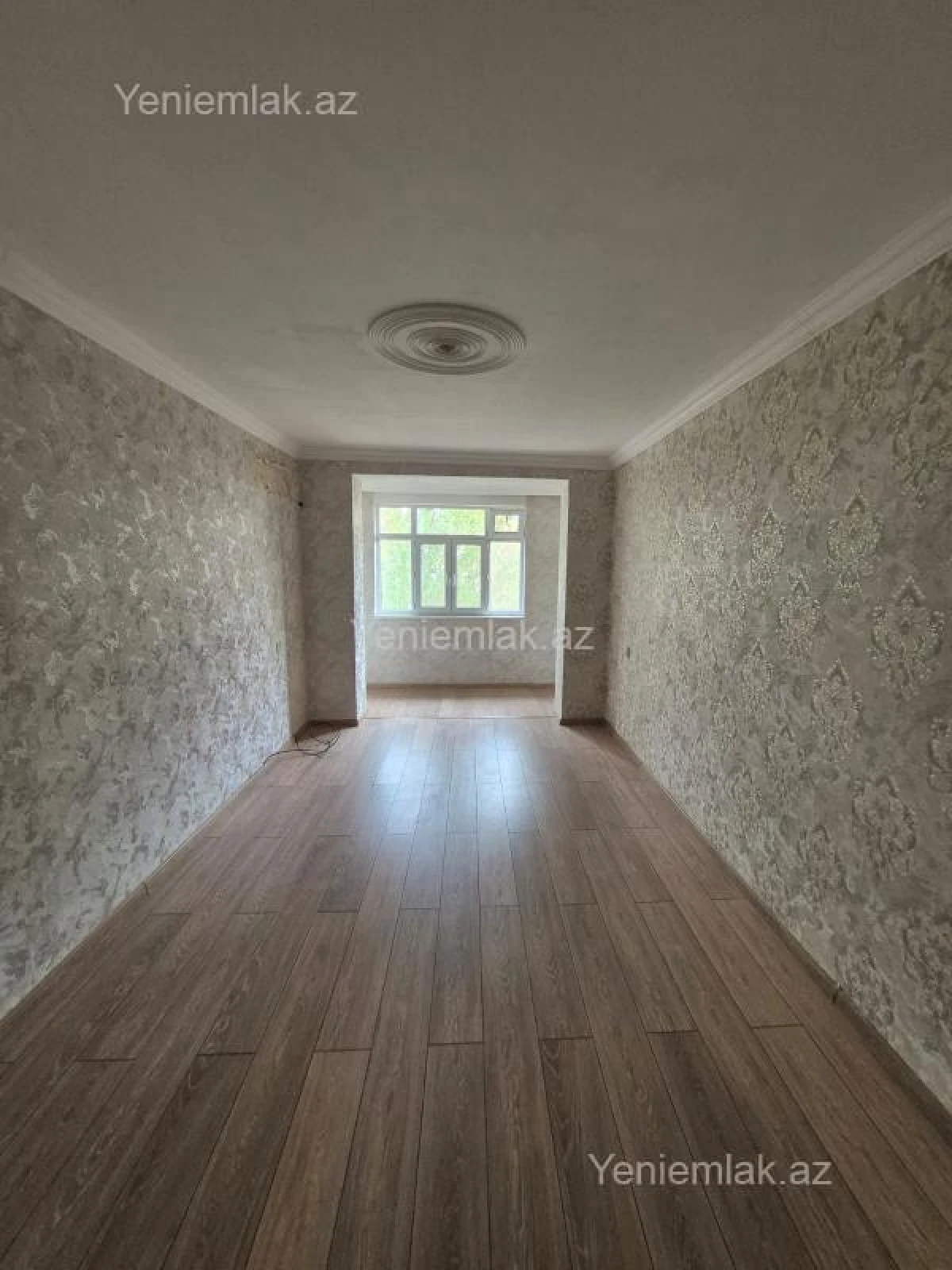 Satılır 3 otaqlı köhnə tikili 70 m²