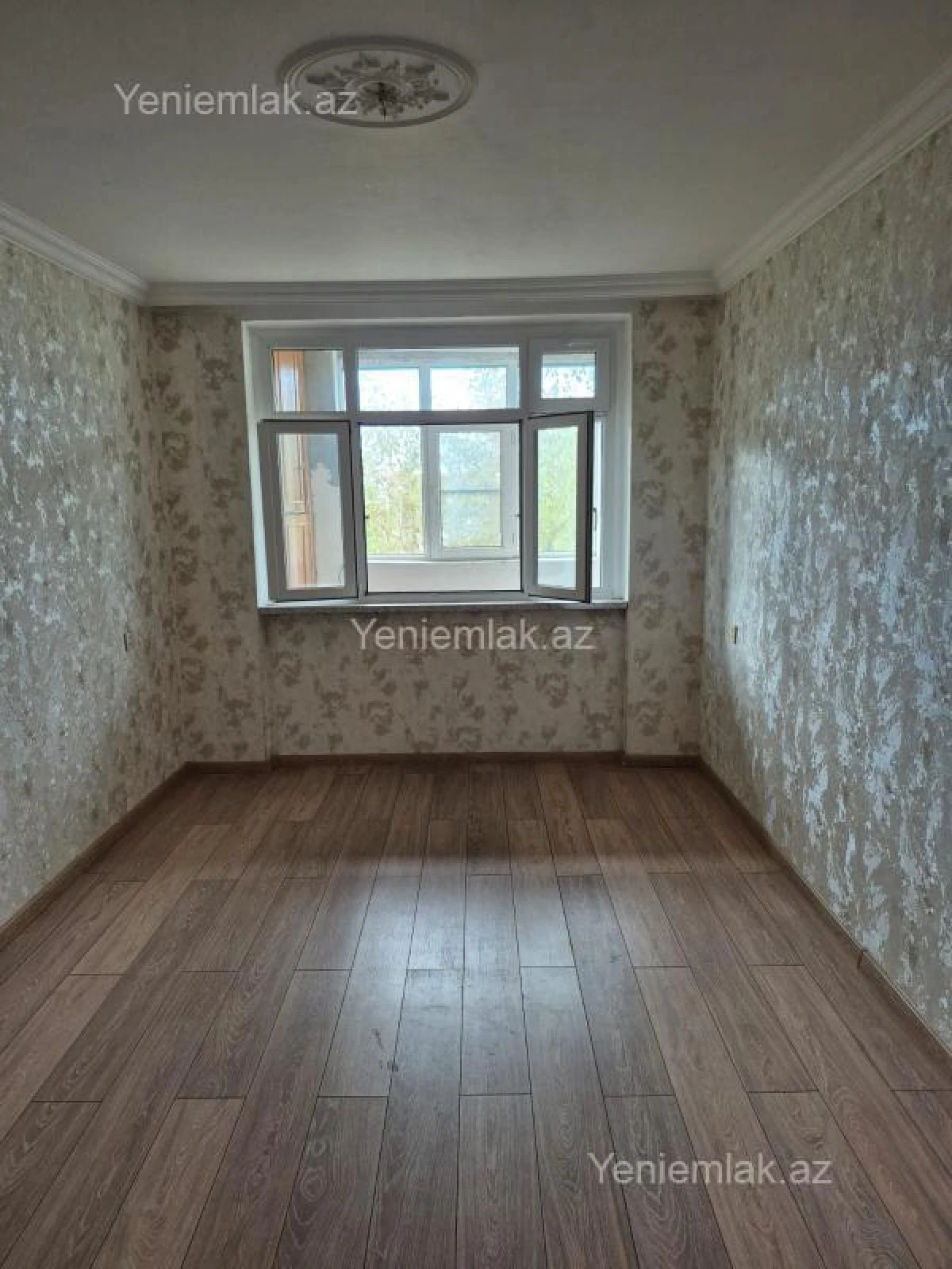 Satılır 3 otaqlı köhnə tikili 70 m²