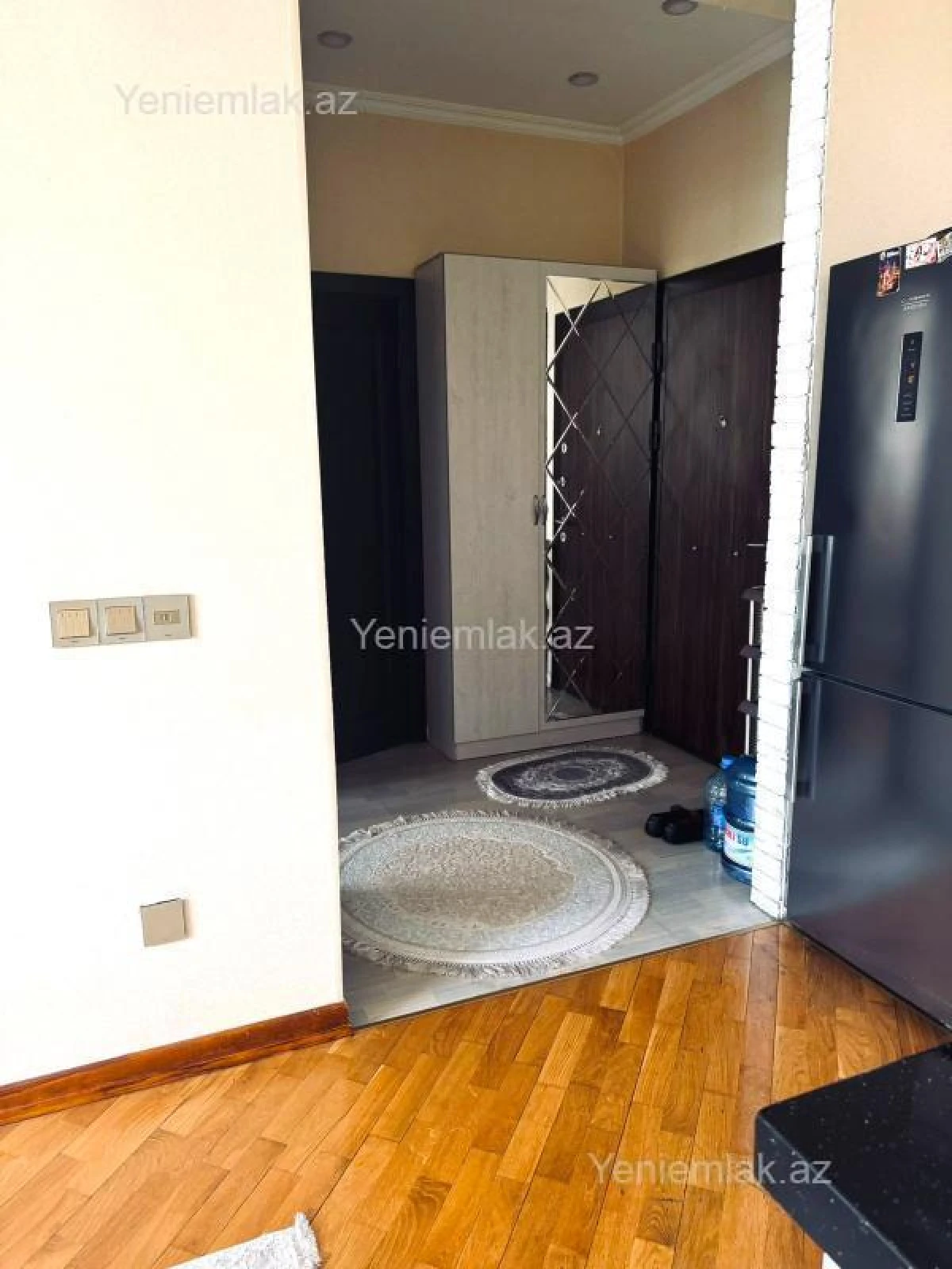 Satılır 2 otaqlı yeni tikili 60 m²