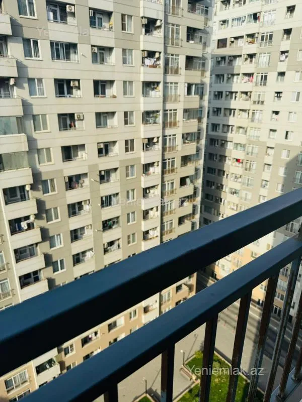 Satılır 2 otaqlı yeni tikili 60 m²