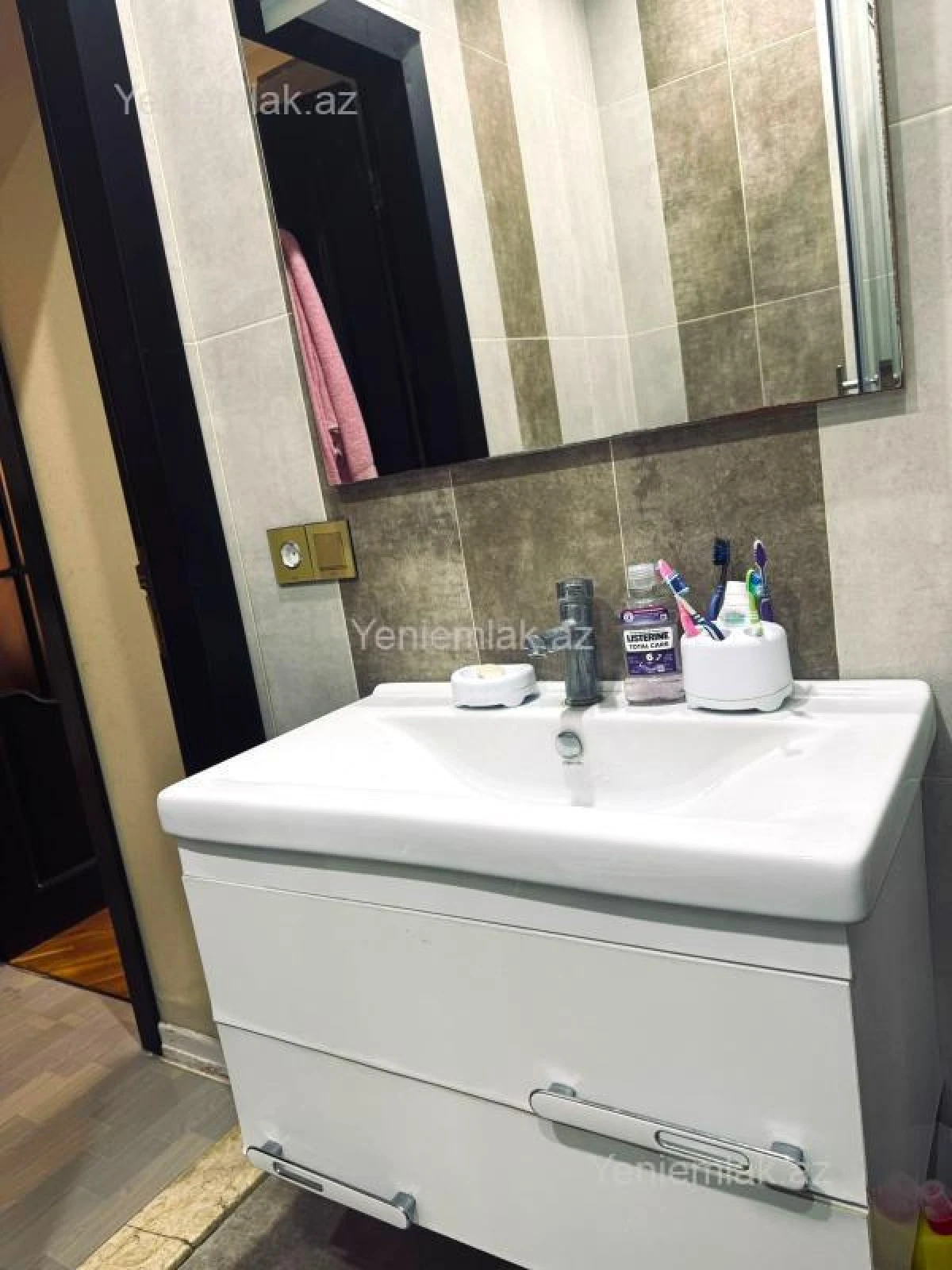 Satılır 2 otaqlı yeni tikili 60 m²