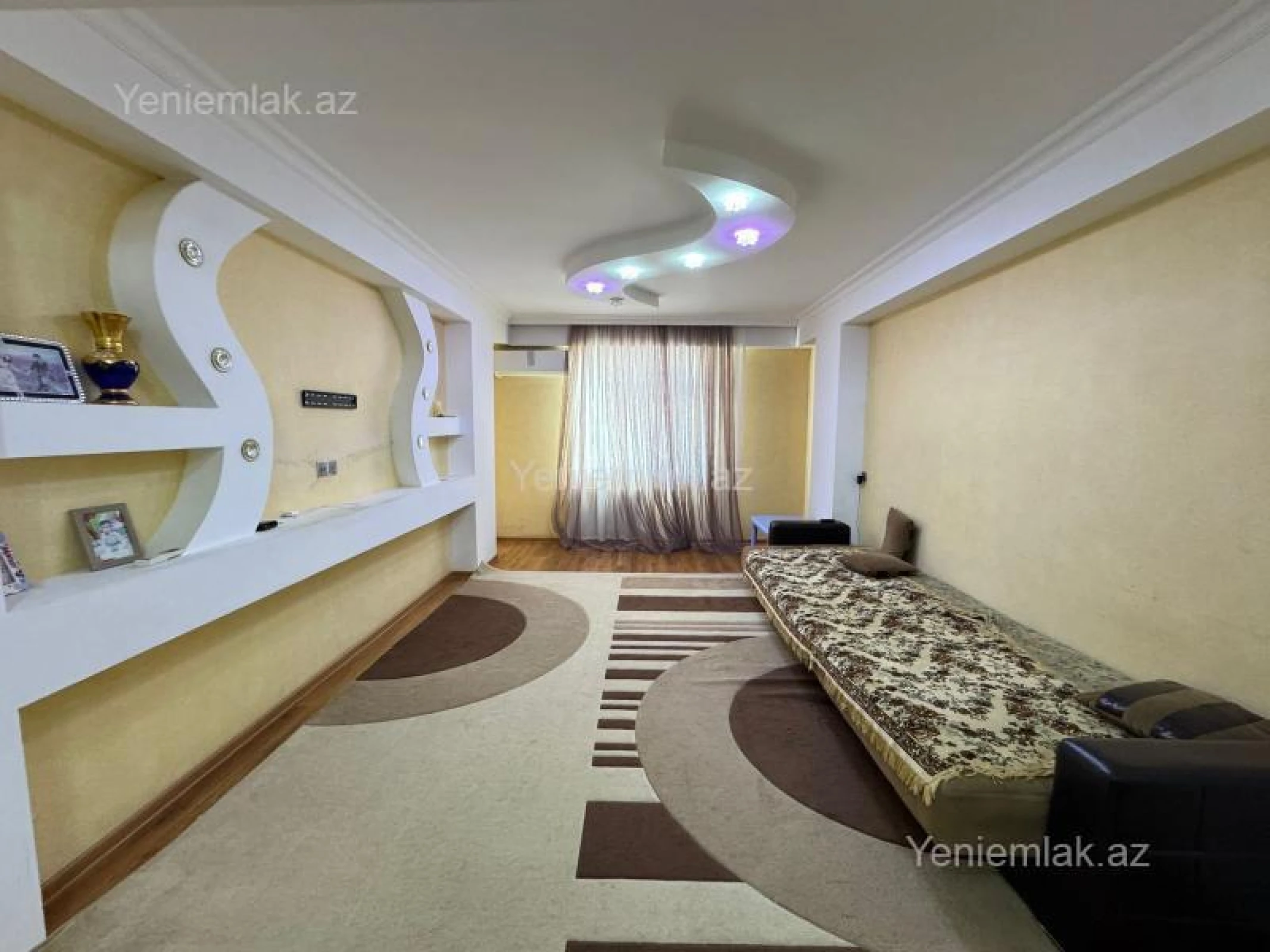 Satılır 3 otaqlı yeni tikili 114 m²