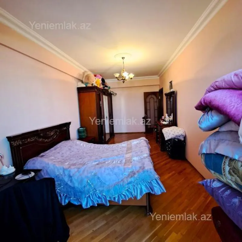 Satılır 3 otaqlı yeni tikili 165 m²