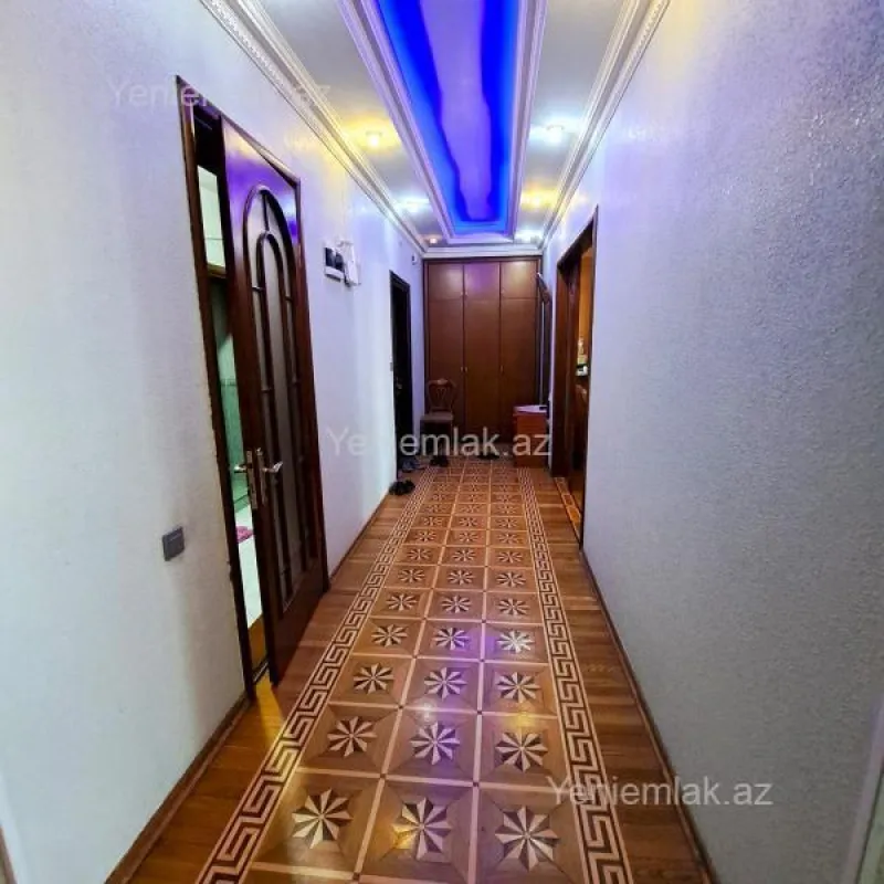Satılır 3 otaqlı yeni tikili 165 m²