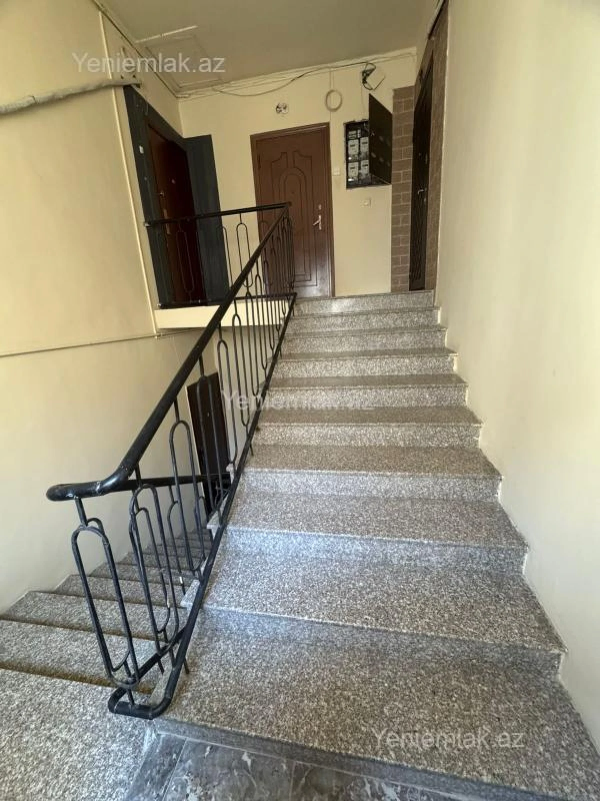 Satılır 2 otaqlı yeni tikili 85 m²