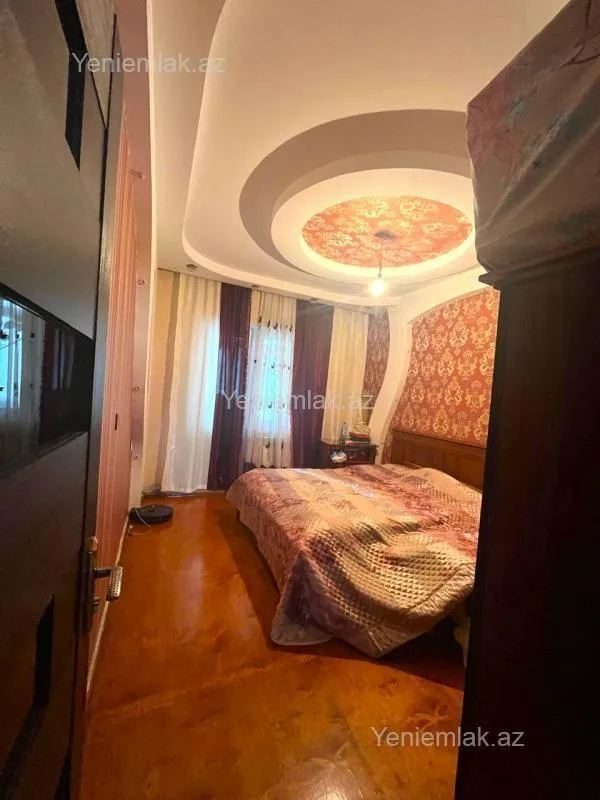 Satılır 3 otaqlı köhnə tikili 90 m²