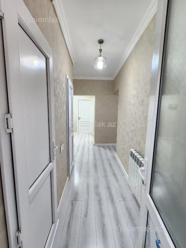 Satılır 4 otaqlı köhnə tikili 90 m²