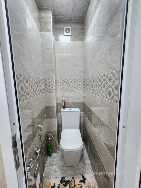 Satılır 4 otaqlı köhnə tikili 90 m²