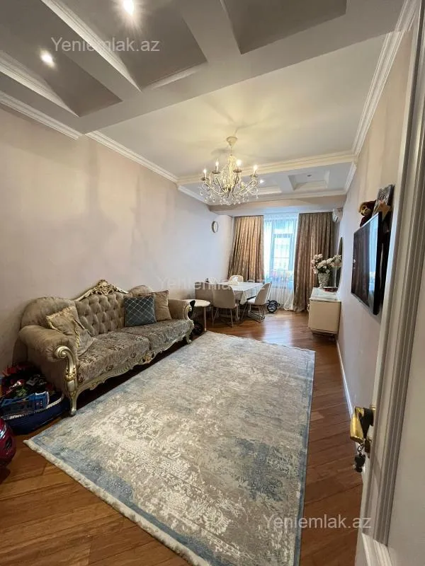 Satılır 3 otaqlı yeni tikili 108 m²