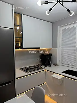 Satılır 1 otaqlı köhnə tikili 40 m²