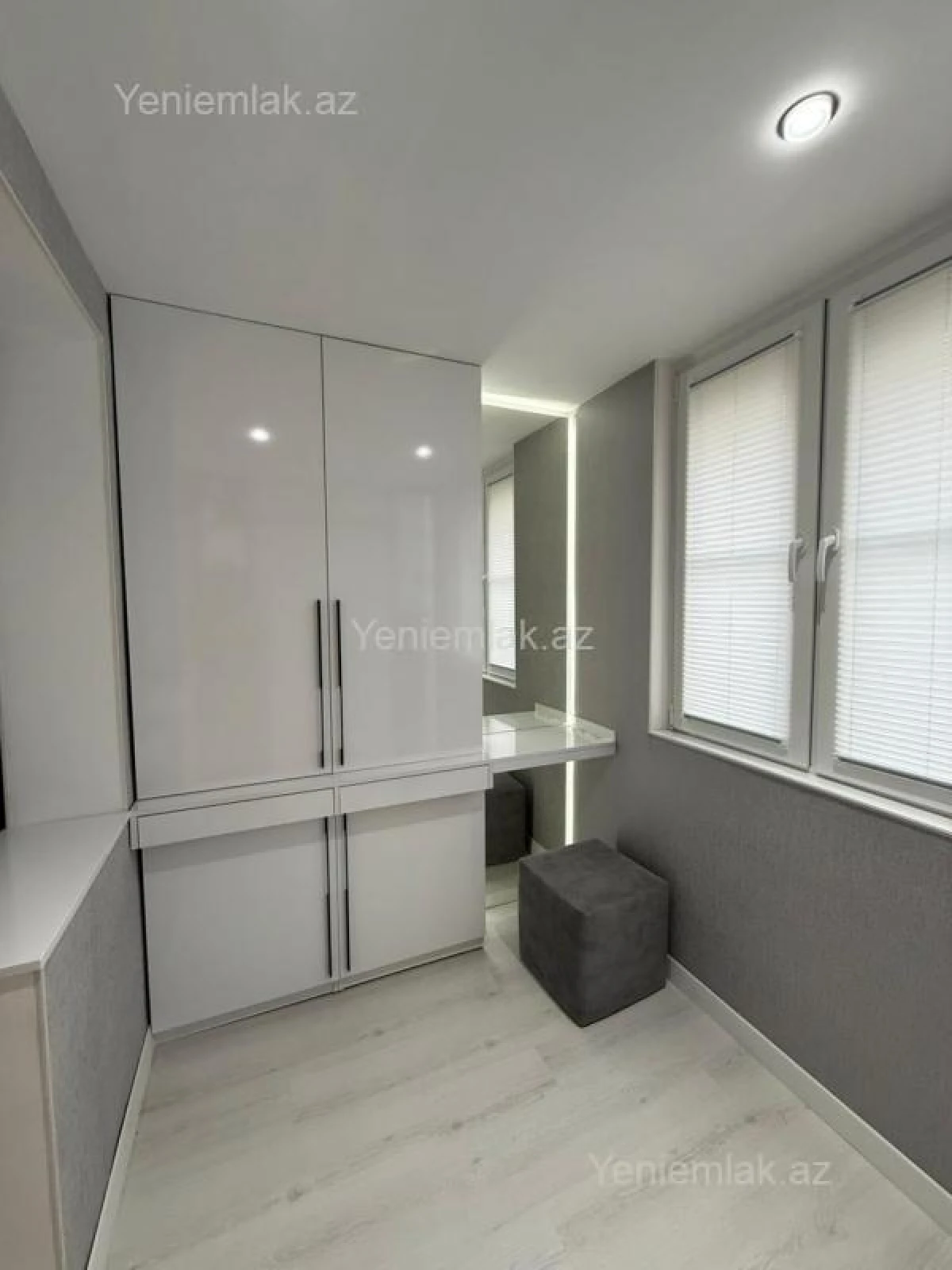 Satılır 1 otaqlı köhnə tikili 40 m²