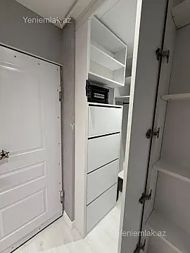 Satılır 1 otaqlı köhnə tikili 40 m²