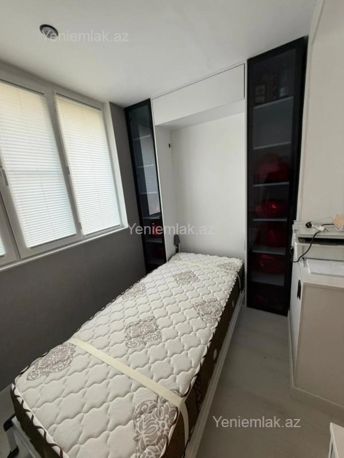 Satılır 1 otaqlı köhnə tikili 40 m²