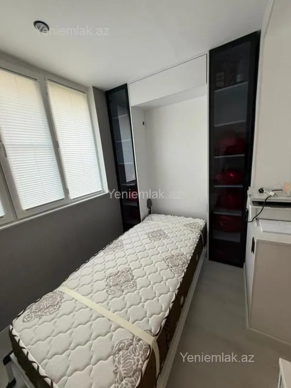 Satılır 1 otaqlı köhnə tikili 40 m²