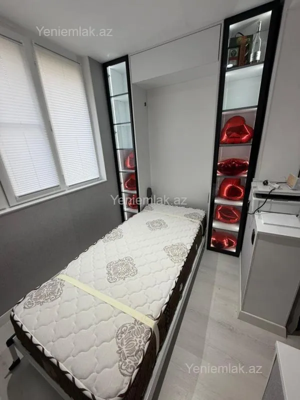 Satılır 1 otaqlı köhnə tikili 40 m²