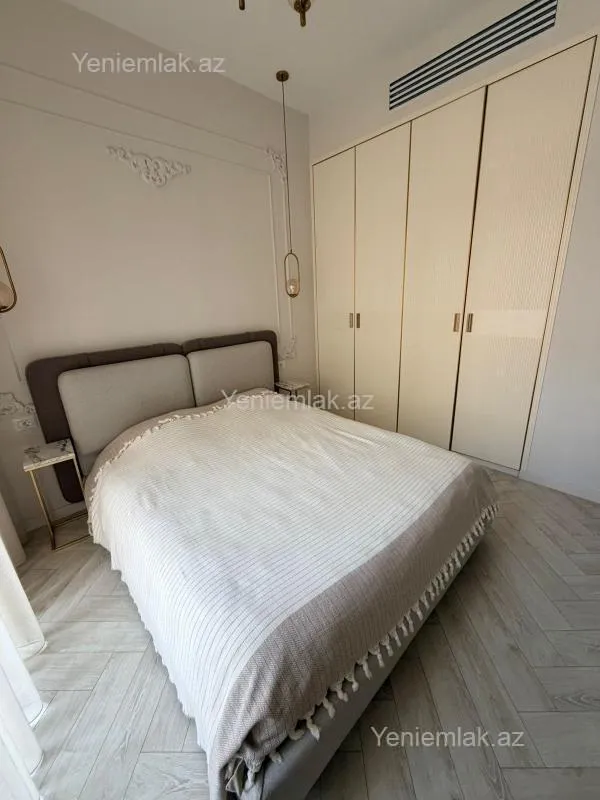 Satılır 2 otaqlı yeni tikili 50 m²
