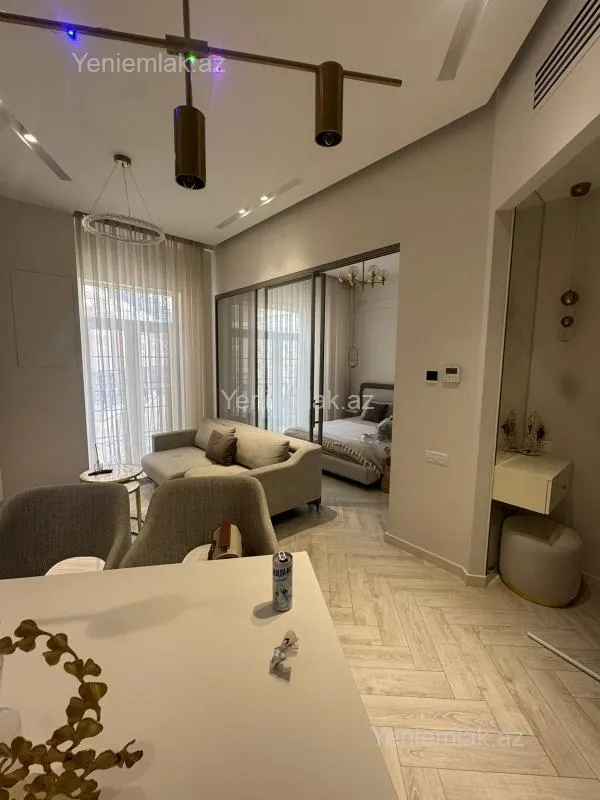 Satılır 2 otaqlı yeni tikili 50 m²