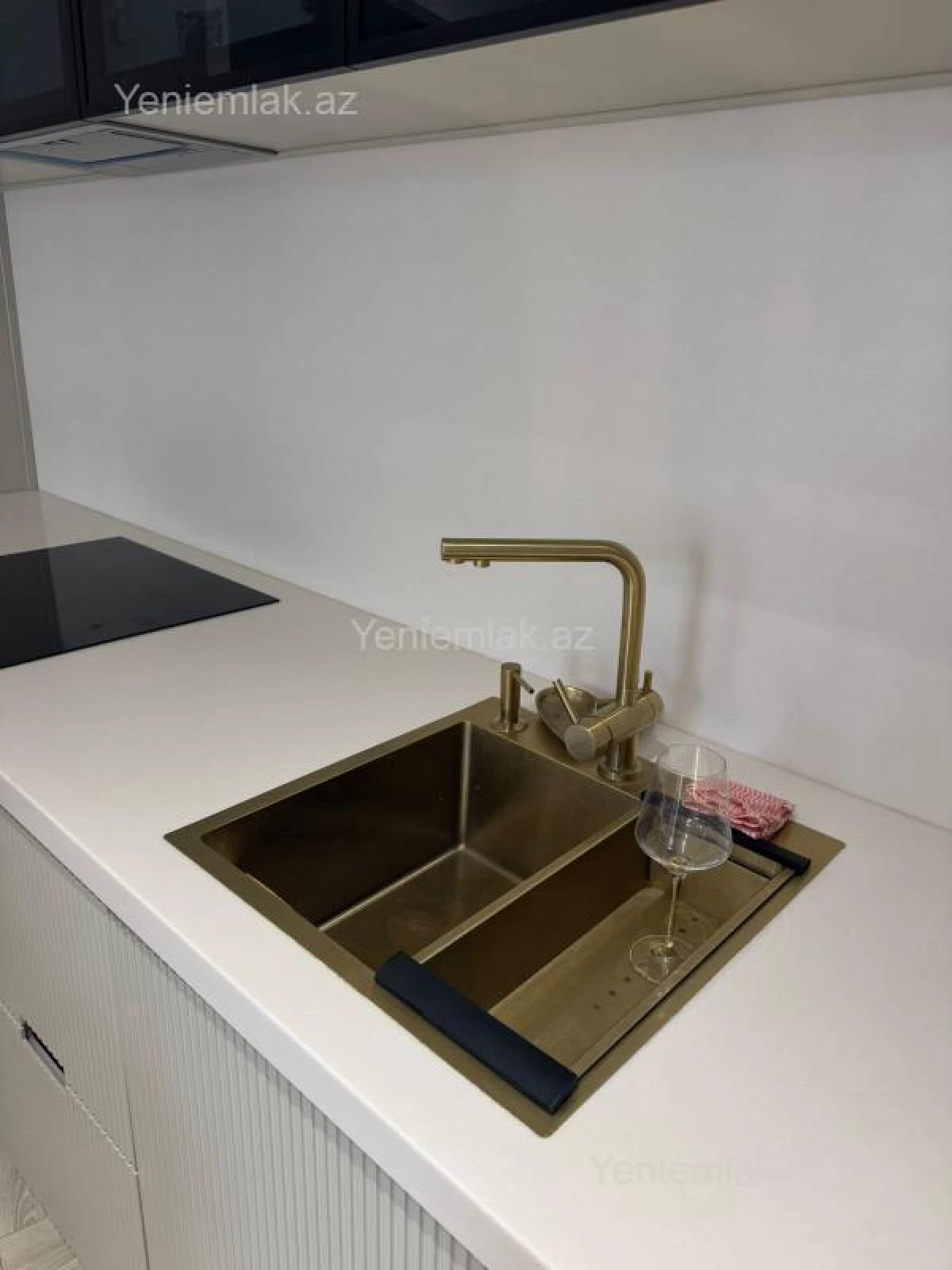 Satılır 2 otaqlı yeni tikili 50 m²