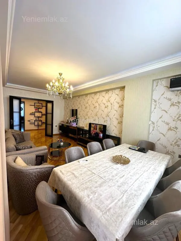 Satılır 3 otaqlı yeni tikili 127 m²