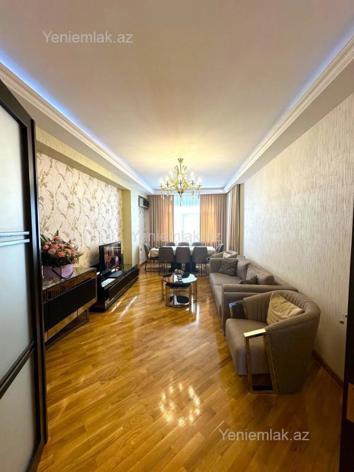 Satılır 3 otaqlı yeni tikili 127 m²