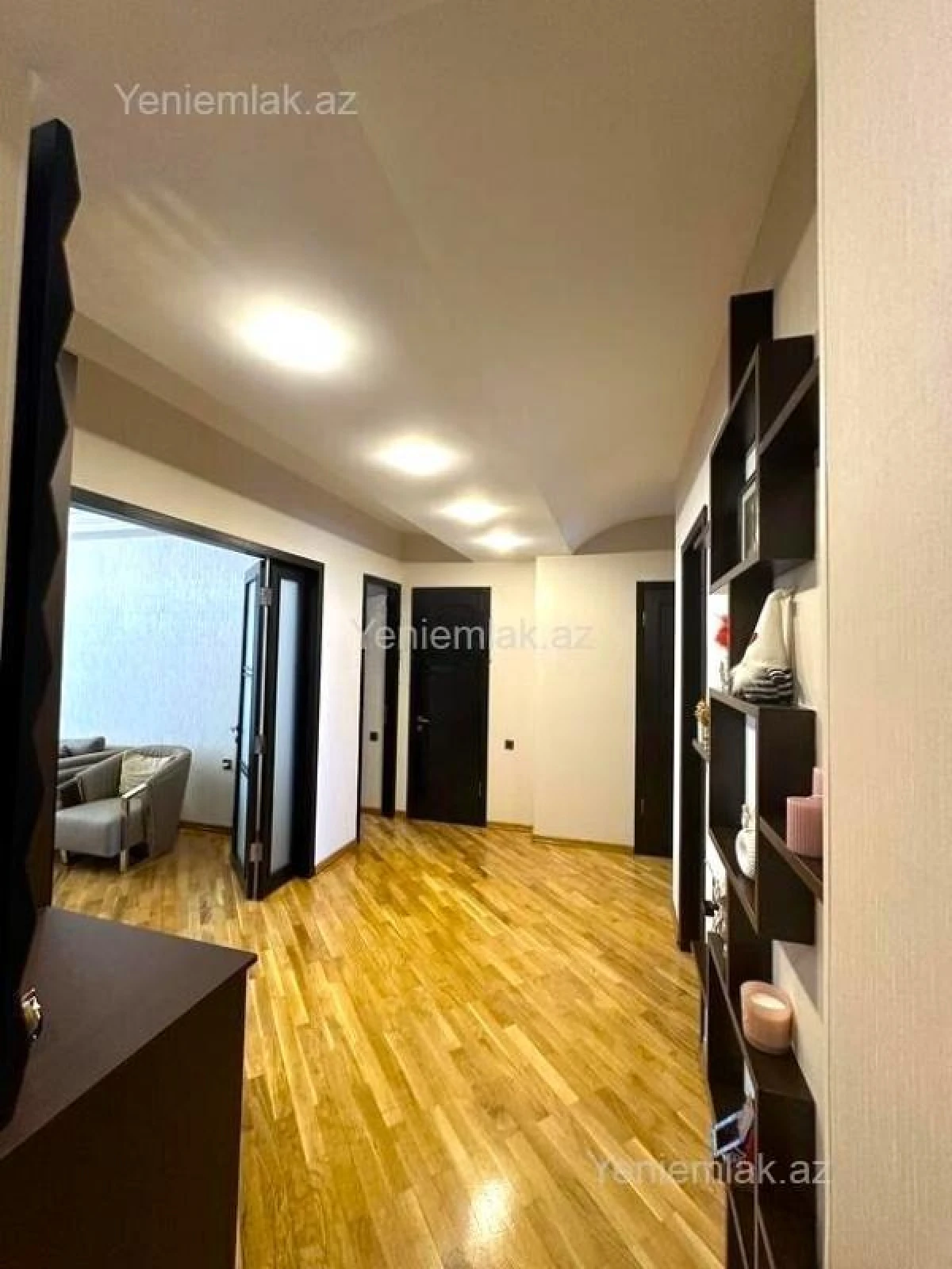 Satılır 3 otaqlı yeni tikili 127 m²