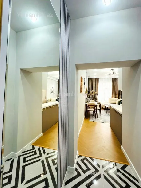 Satılır 2 otaqlı yeni tikili 60 m²