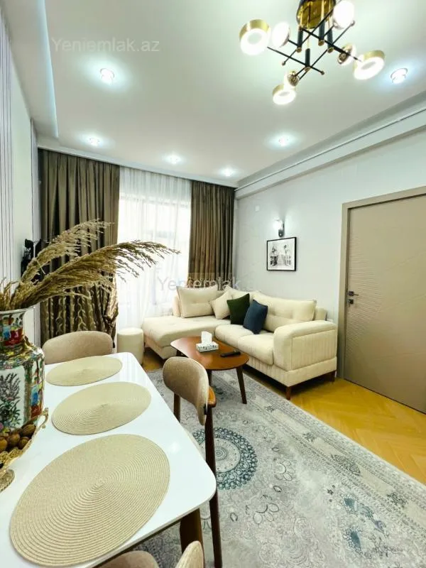 Satılır 2 otaqlı yeni tikili 60 m²