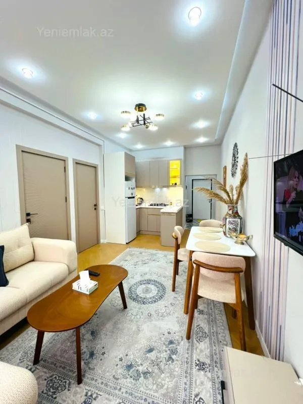 Satılır 2 otaqlı yeni tikili 60 m²