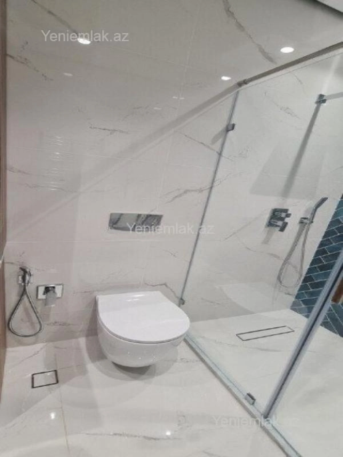 Satılır 2 otaqlı yeni tikili 65 m²