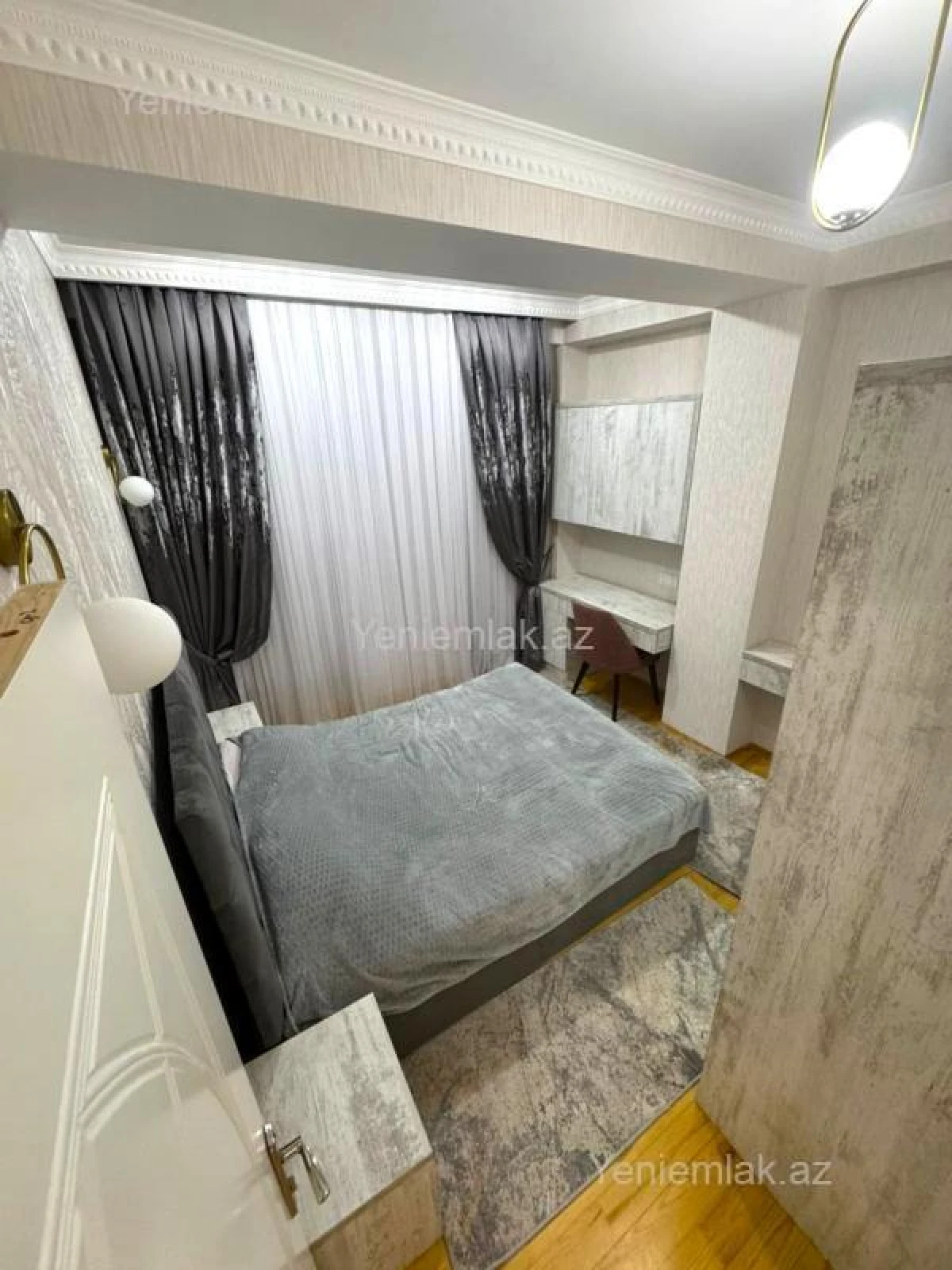 Satılır 4 otaqlı yeni tikili 140 m²