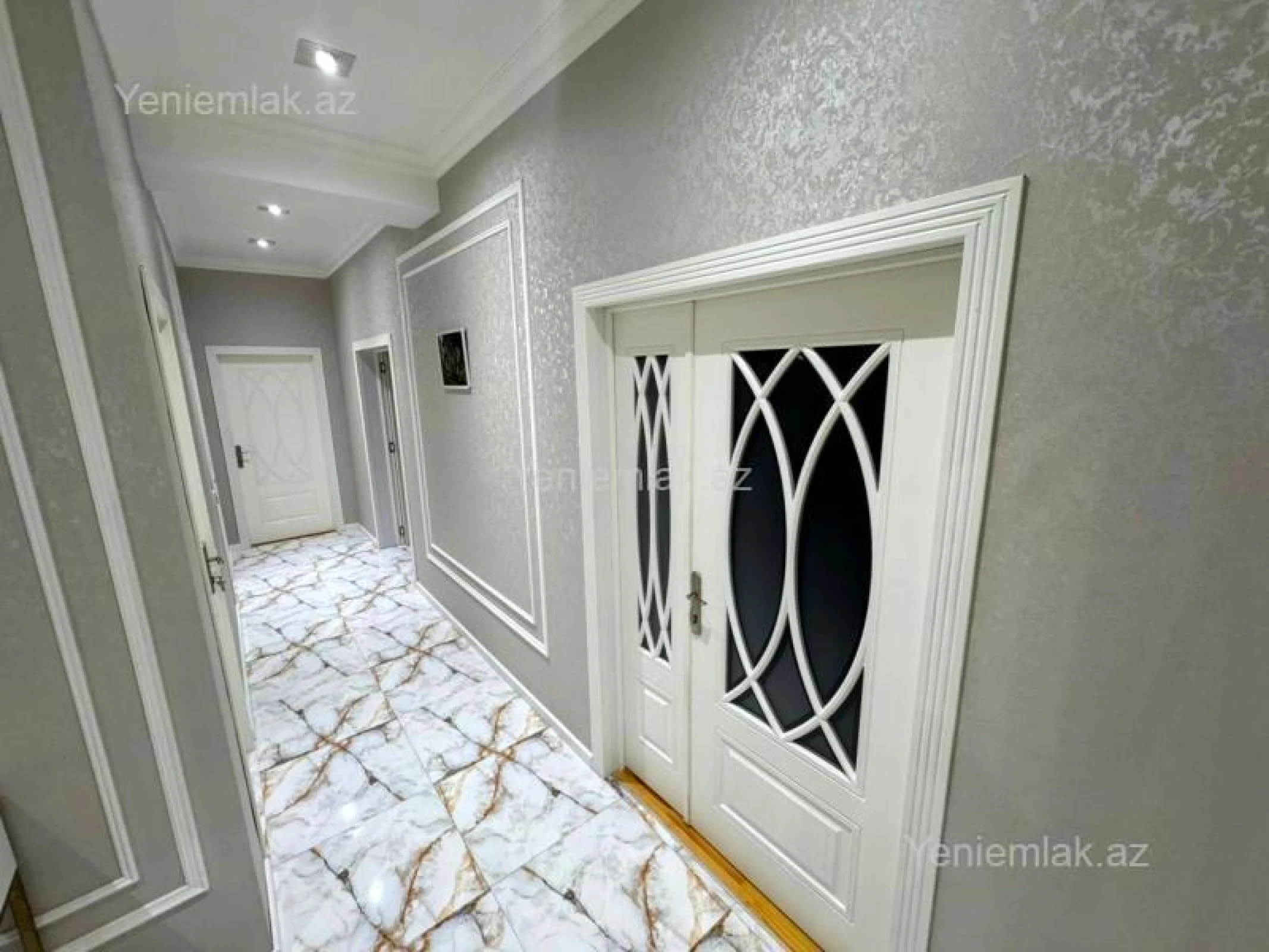 Satılır 4 otaqlı yeni tikili 140 m²