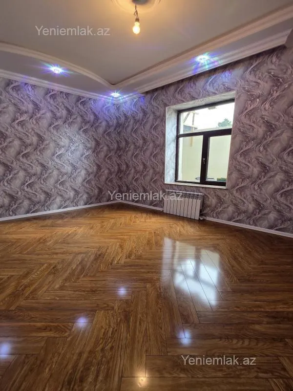 Satılır 6 otaqlı həyət evi 230 m²