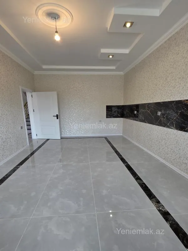Satılır 6 otaqlı həyət evi 230 m²