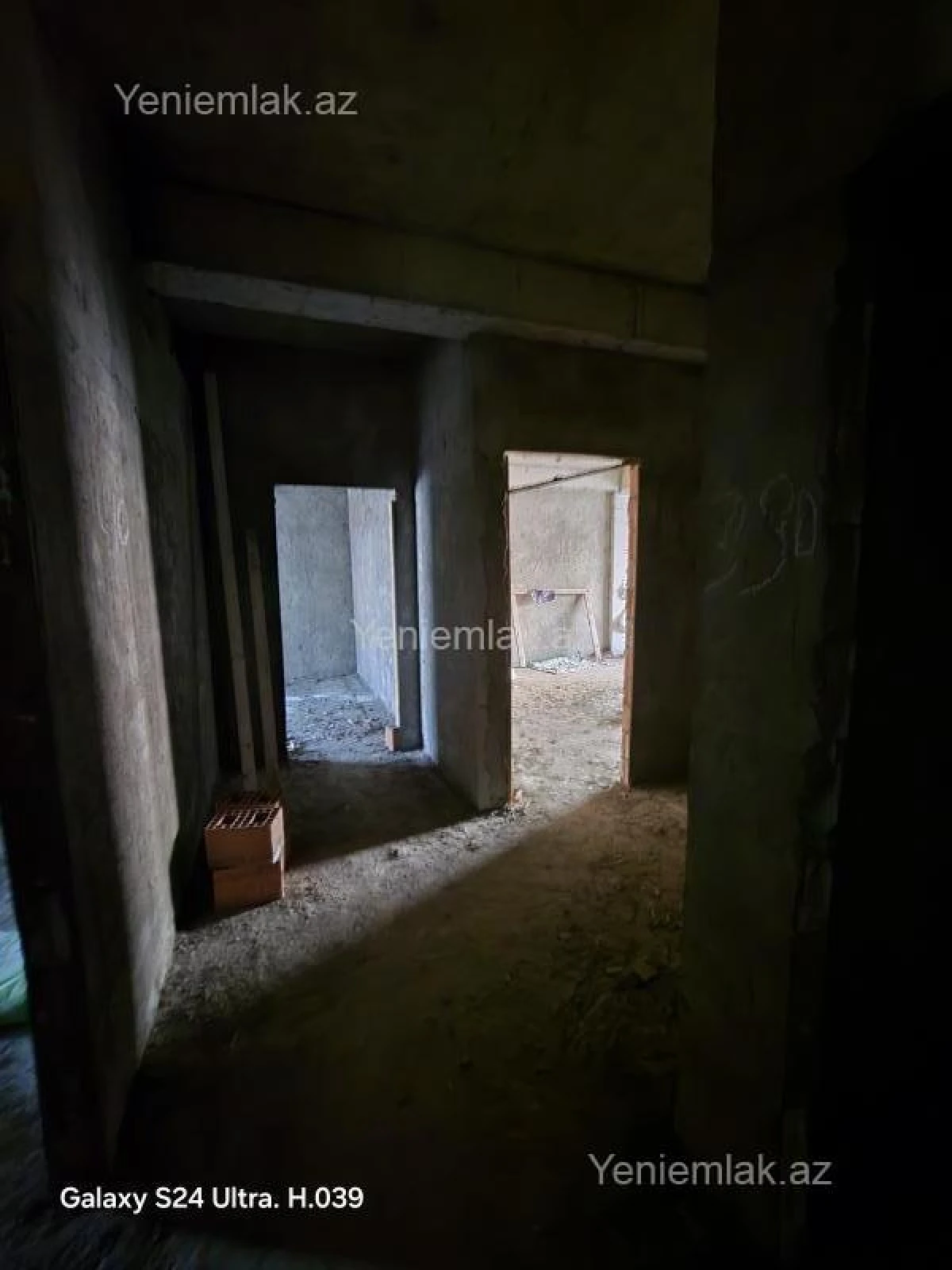 Satılır 3 otaqlı yeni tikili 136 m²