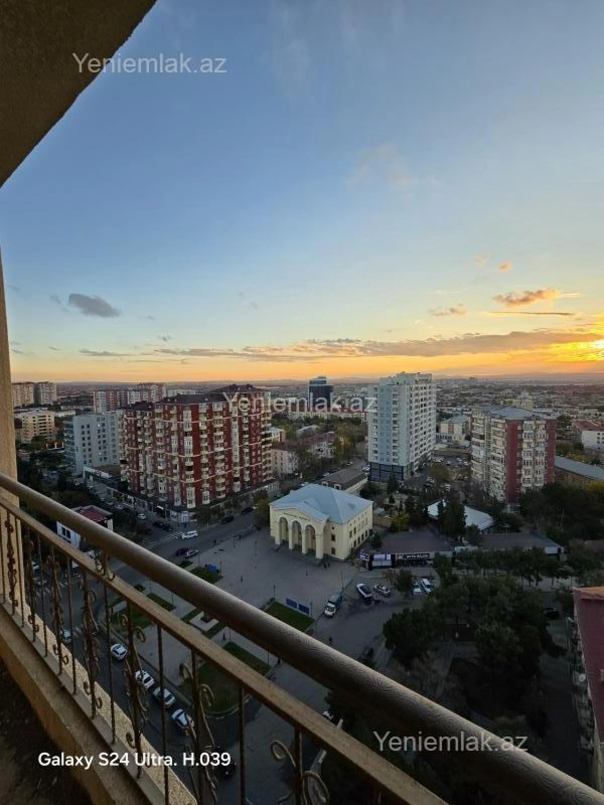 Satılır 3 otaqlı yeni tikili 136 m²