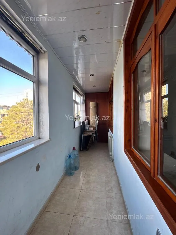 Satılır 3 otaqlı köhnə tikili 90 m²