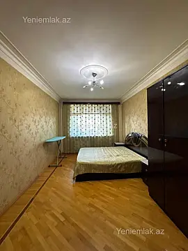 Satılır 3 otaqlı köhnə tikili 90 m²