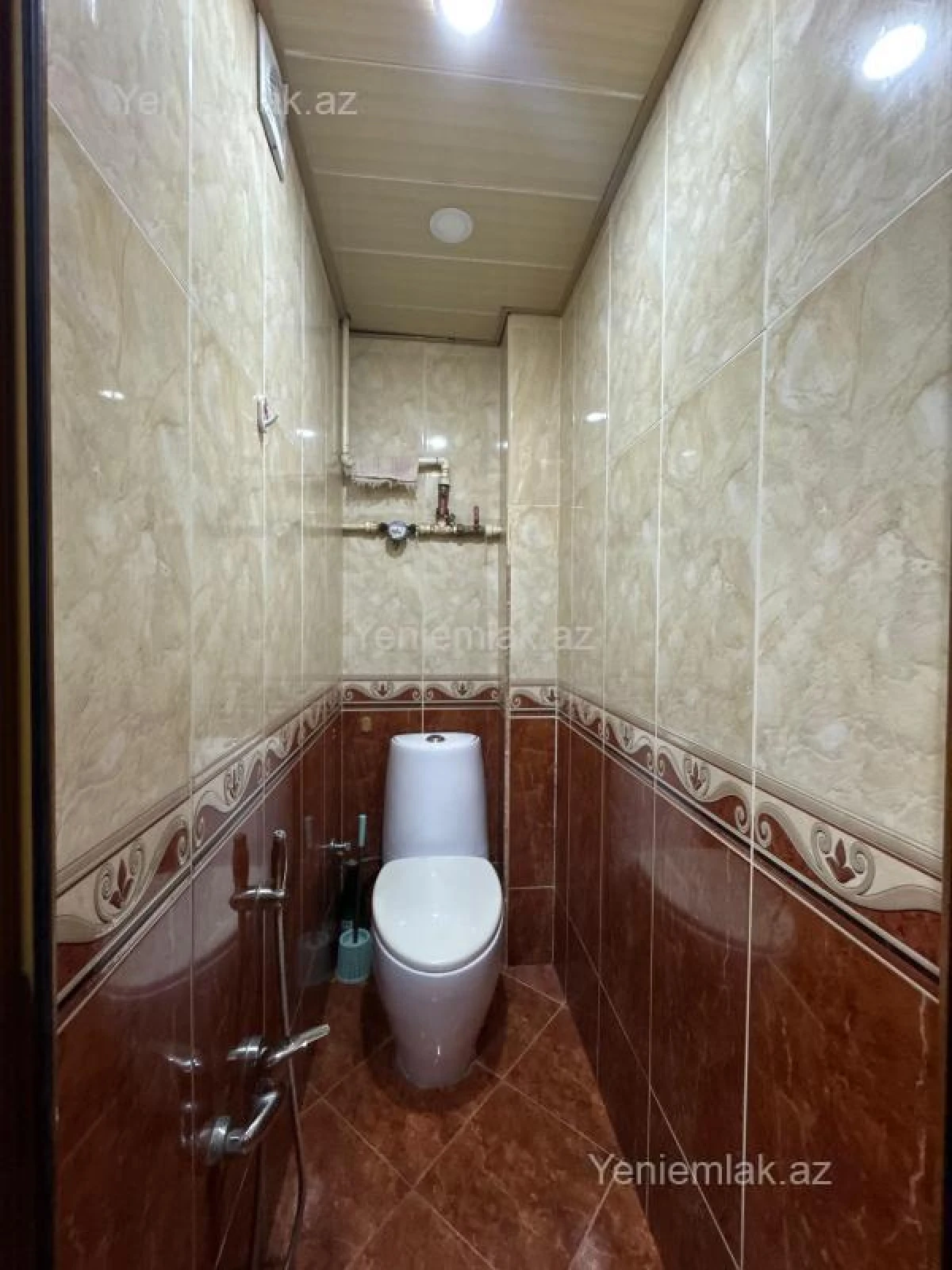 Satılır 3 otaqlı köhnə tikili 90 m²