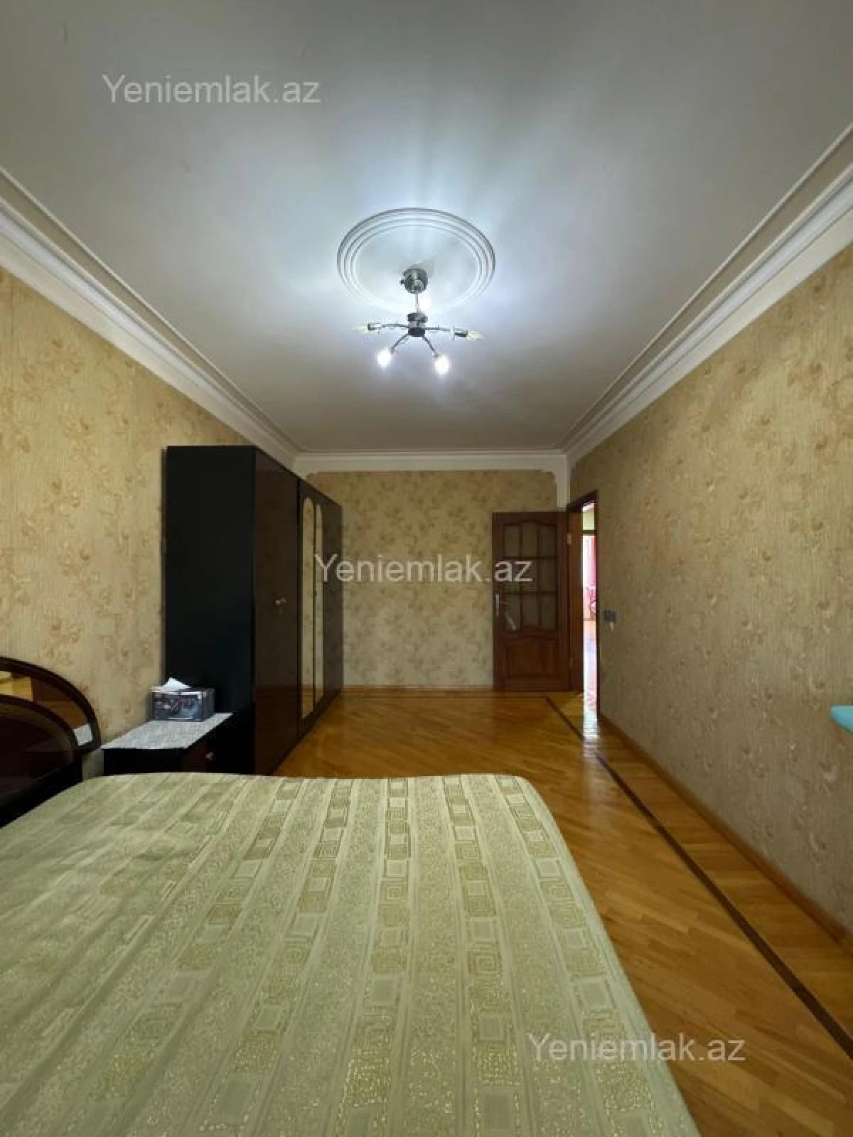 Satılır 3 otaqlı köhnə tikili 90 m²
