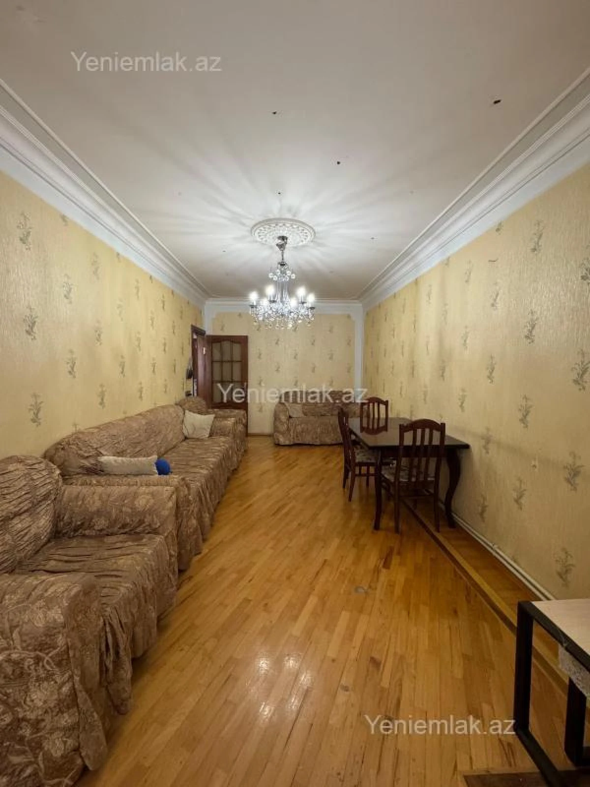 Satılır 3 otaqlı köhnə tikili 90 m²