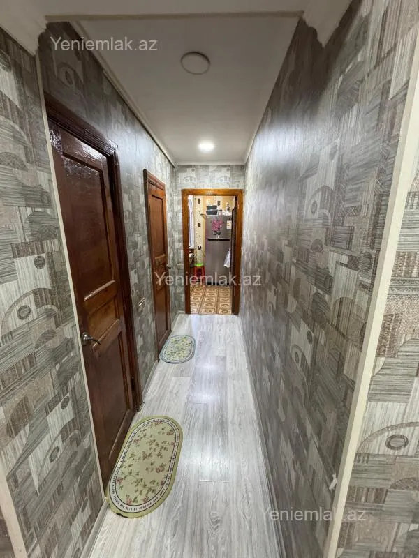 Satılır 4 otaqlı köhnə tikili 90 m²