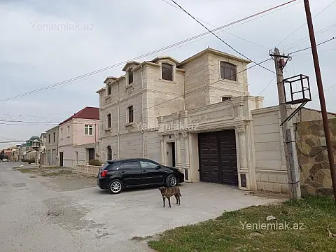 Satılır 5 otaqlı həyət evi 340 m²